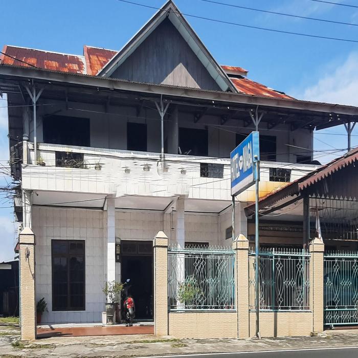 hotel niaga mitra reddoorz