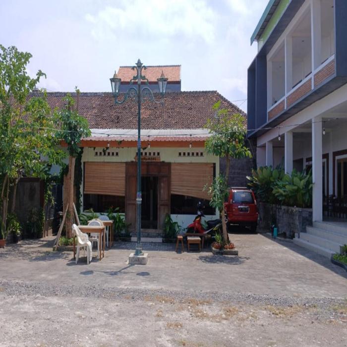kenewae living near alun alun wonosari mitra reddoorz