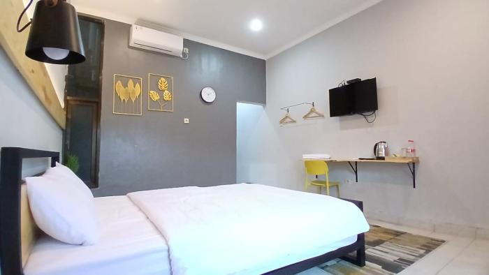 kenewae living near alun alun wonosari mitra reddoorz