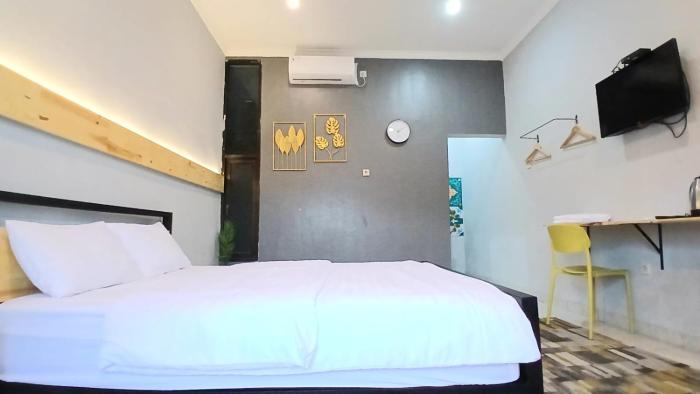 kenewae living near alun alun wonosari mitra reddoorz