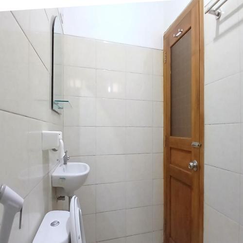 kenewae living near alun alun wonosari mitra reddoorz