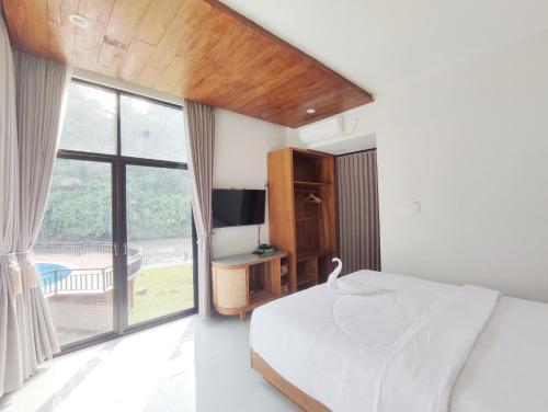 oemah tahu banjarnegara resto and resort mitra reddoorz