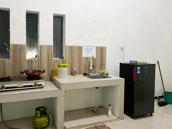 oma kost 3 probolinggo mitra reddoorz