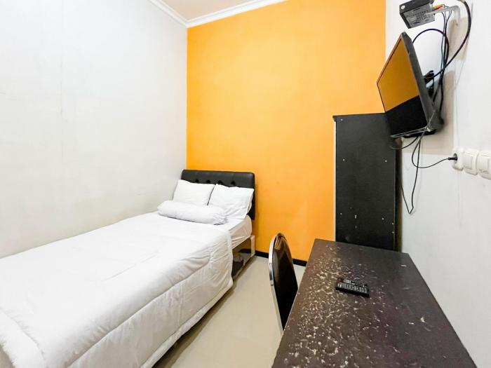 oma kost 3 probolinggo mitra reddoorz