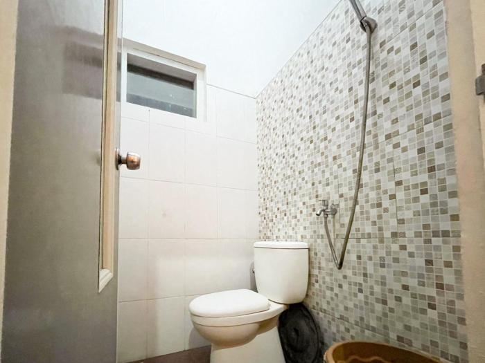 oma kost 3 probolinggo mitra reddoorz