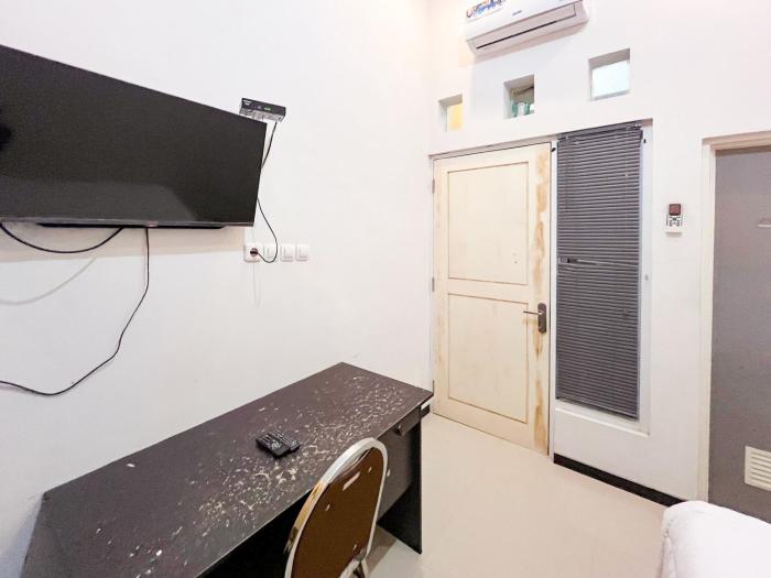 oma kost 3 probolinggo mitra reddoorz