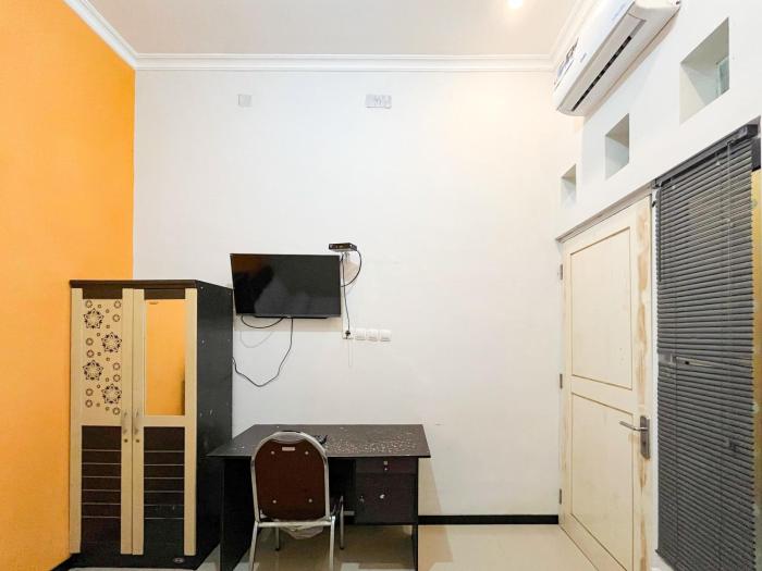 oma kost 3 probolinggo mitra reddoorz