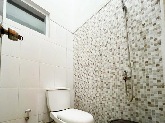 oma kost 3 probolinggo mitra reddoorz