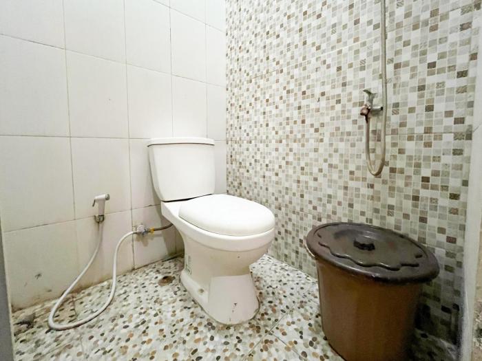 oma kost 3 probolinggo mitra reddoorz