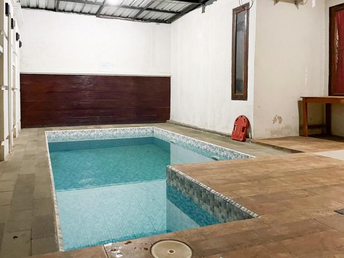 oma kost 3 probolinggo mitra reddoorz