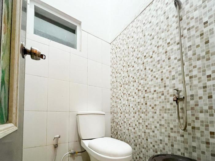 oma kost 3 probolinggo mitra reddoorz