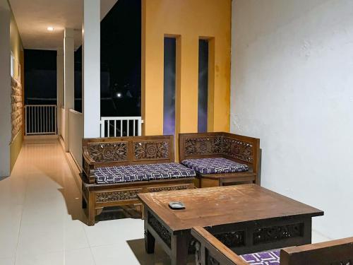 oma kost 3 probolinggo mitra reddoorz