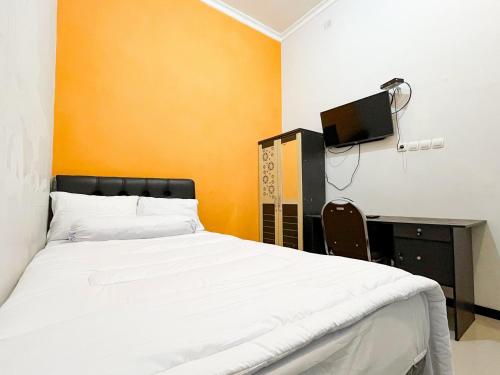 oma kost 3 probolinggo mitra reddoorz