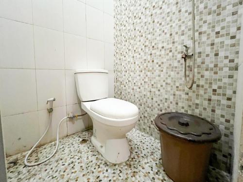 oma kost 3 probolinggo mitra reddoorz