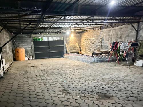 oma kost 3 probolinggo mitra reddoorz