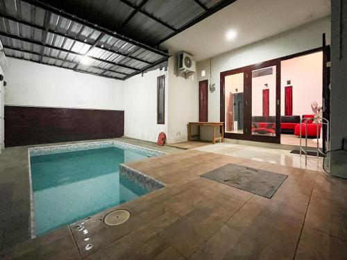 oma kost 3 probolinggo mitra reddoorz