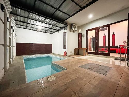 oma kost 3 probolinggo mitra reddoorz