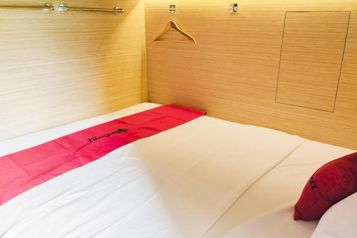 reddoorz at capsule inn teuku umar
