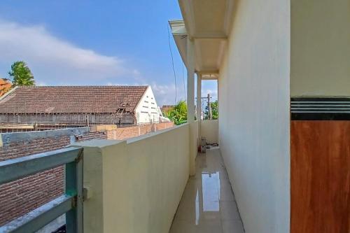 Reddoorz @ Dien Homestay Syariah Alun-Alun Pasuruan,,2 star