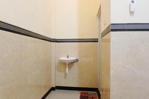 reddoorz dien homestay syariah alun alun pasuruan