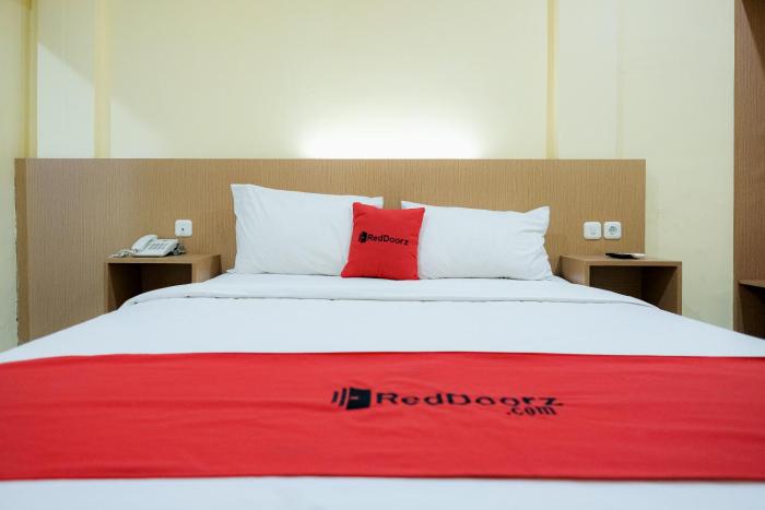 reddoorz at hotel mayang sari 1