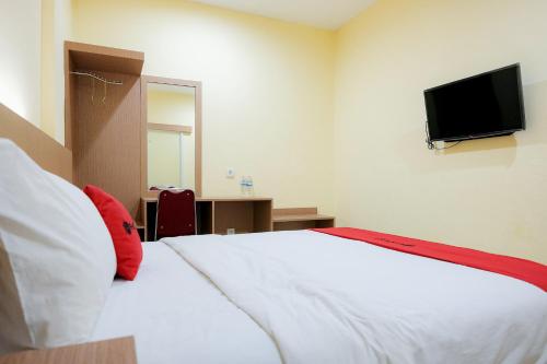 reddoorz at hotel mayang sari 1