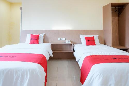 reddoorz at hotel mayang sari 1