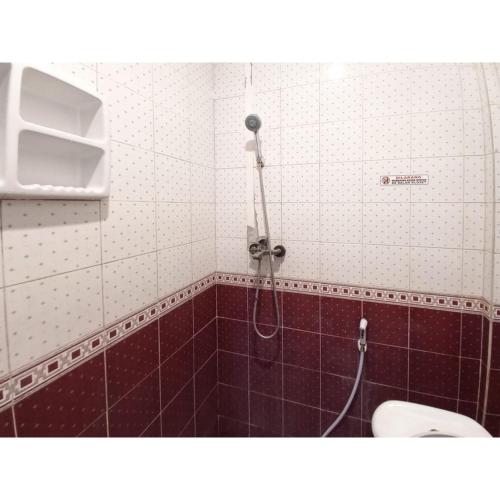 reddoorz luxury homestay near aloha waru surabaya