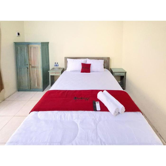 reddoorz near alun alun jepara