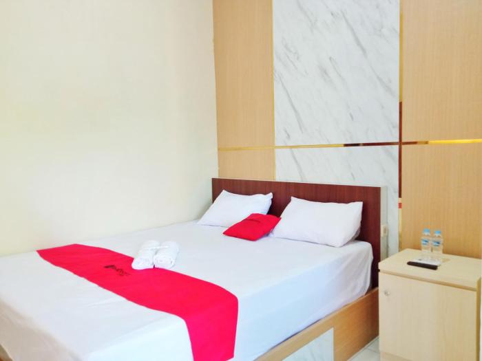 reddoorz near alun alun slawi