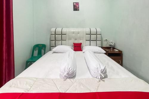 reddoorz near kantor bupati tapanuli tengah aek tolang