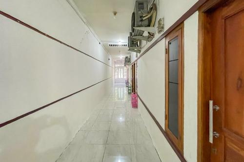 reddoorz near karawang central plaza