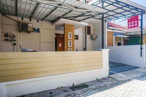 Reddoorz Near Majapahit Semarang,,2 star