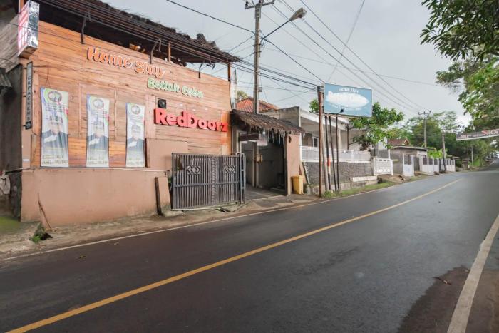 reddoorz near pantai karang hawu pelabuhan ratu
