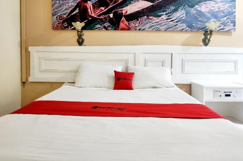 reddoorz sampurna jaya hotel tanjung pinang
