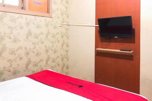 reddoorz near rs siloam karawaci