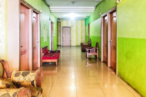 reddoorz near rs siloam karawaci