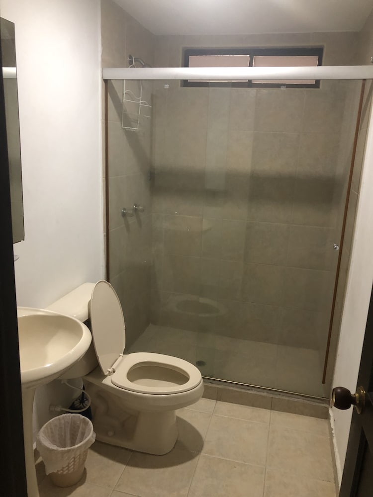 aparta hotel roca marina