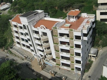 aparta hotel roca marina