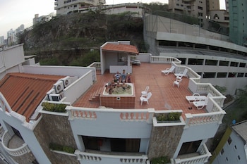 aparta hotel roca marina