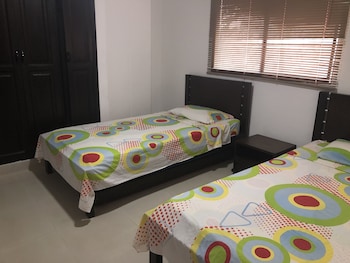 aparta hotel roca marina