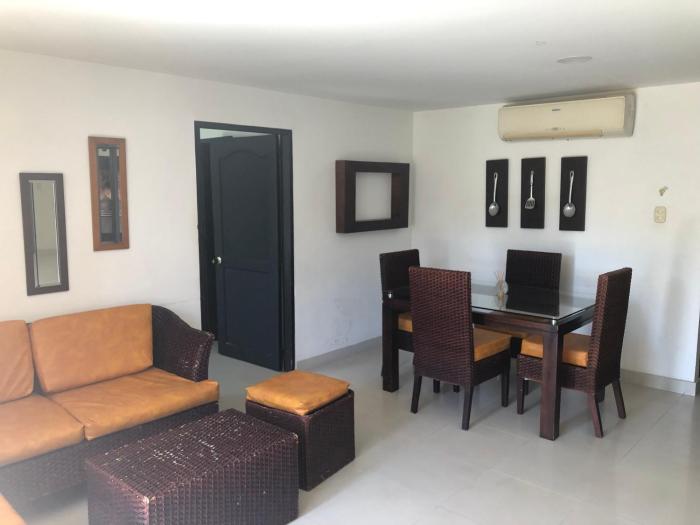 aparta hotel roca marina