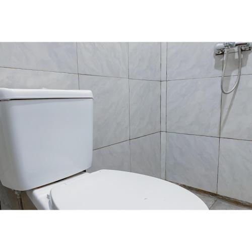 reddoorz plus d san residence buah batu