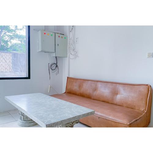 reddoorz plus d san residence buah batu