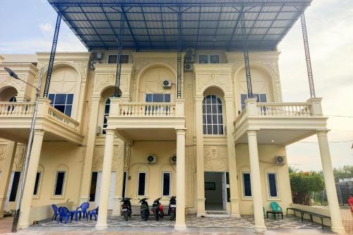 Reddoorz Syariah At Sungai Pinang Muara Bungo,,2 star