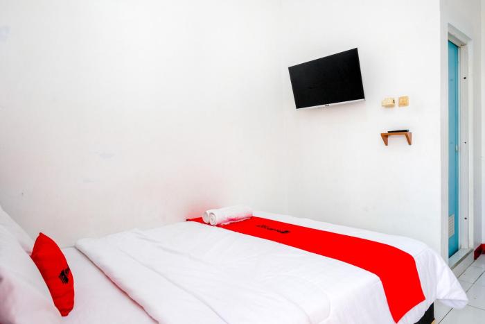 reddoorz syariah near alun alun wonosobo 4