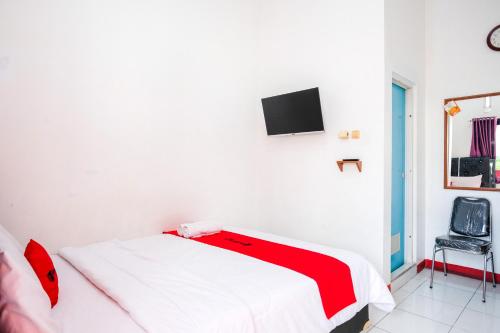 reddoorz syariah near alun alun wonosobo 4