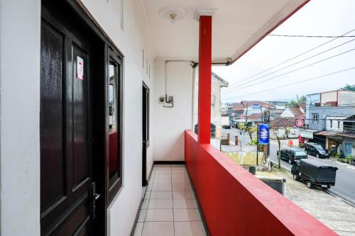 reddoorz syariah near alun alun wonosobo 4
