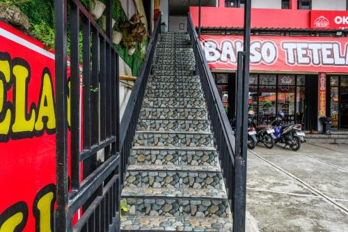 reddoorz syariah near alun alun wonosobo 4