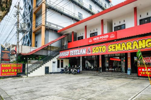 reddoorz syariah near alun alun wonosobo 4
